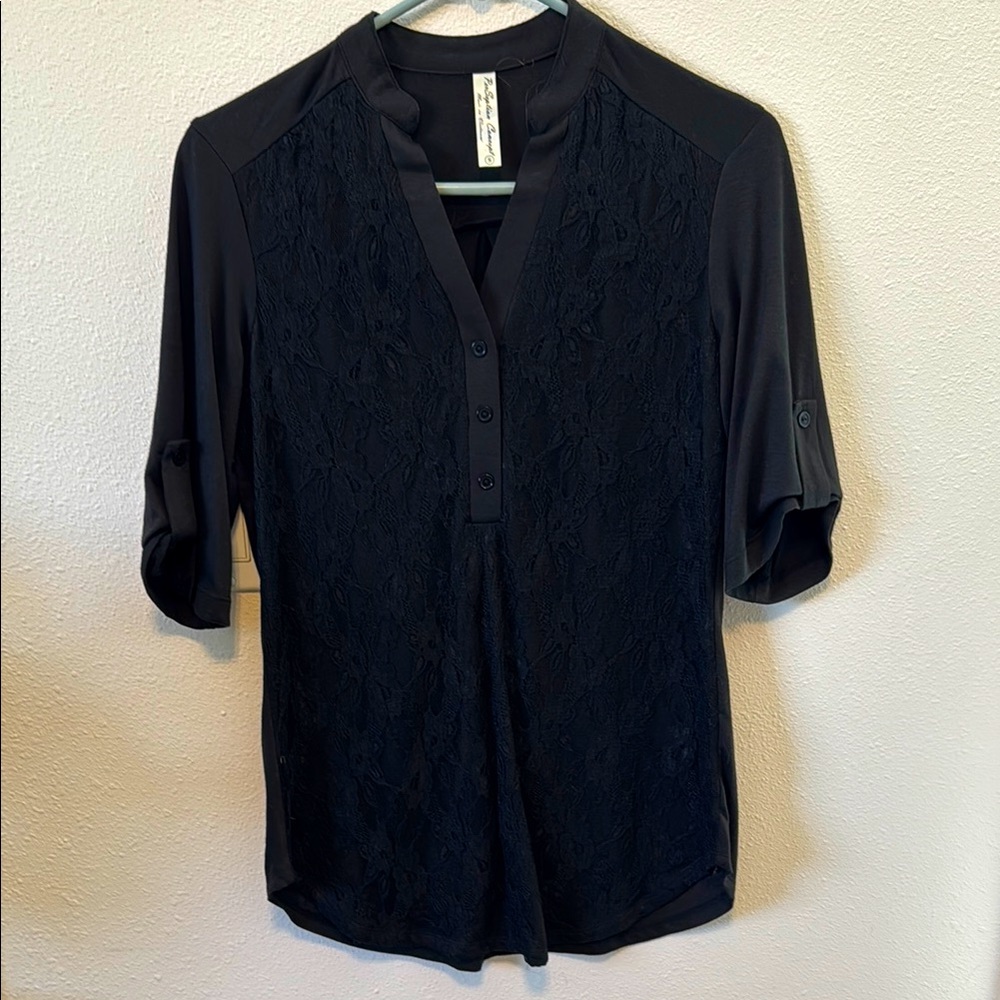 PerSeption Concept Black, Lined-Lace V-Neck, Elbow-Length Sleeved Women's Top